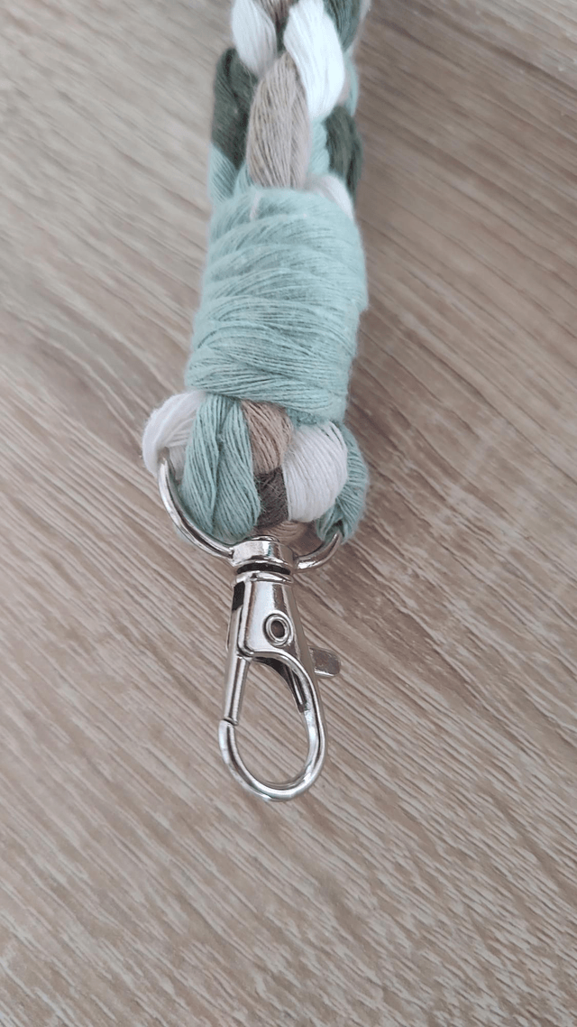 Porte-clé tresse • Vert d'eau / Kaki
