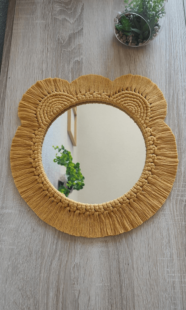 Miroir ourson moutarde & Arc-en-ciel "Jade" - Déco bohème macramé Fait main - Chambre enfant