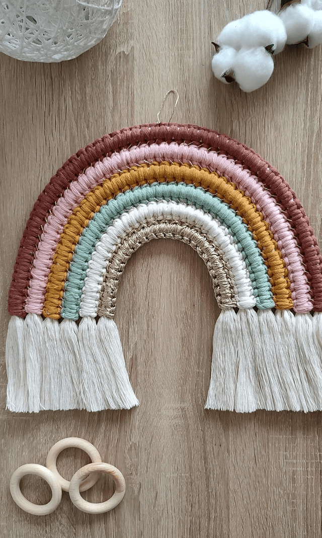 Arc-en-ciel macramé - Déco murale bohème colorée - PARADISE