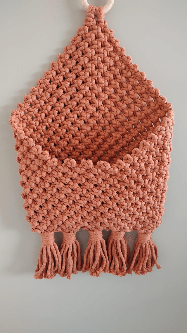 Pochette murale en macramé bohème - Terracotta