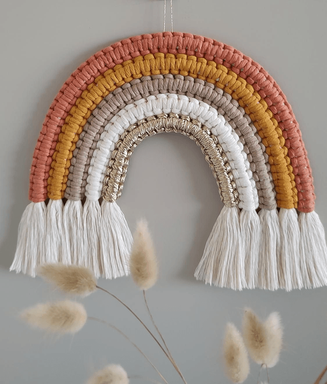 Miroir ourson moutarde & Arc-en-ciel "Kota" - Déco bohème macramé Fait main - Chambre enfant