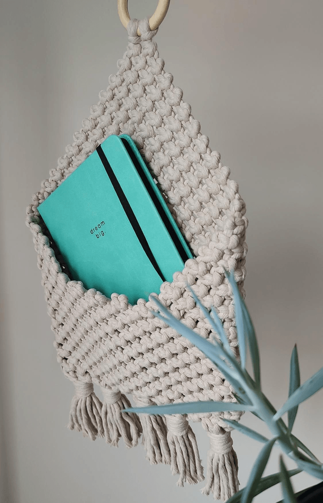 Pochette murale en macramé bohème • Beige